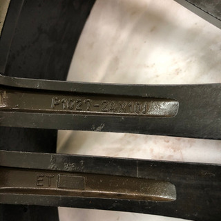 エスカレード　24インチ　