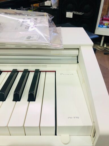 鍵盤楽器、ピアノ 人気のホワイト！CASIO 2018年 PX-770WE Privia 電子 