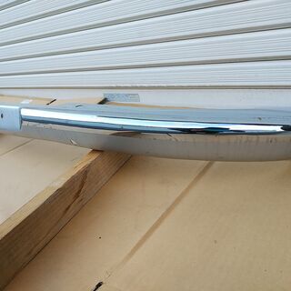 ダットサンフェアレディの当時物の中古フロントバンパーSR311　SRL　ＳＰ　ＳＰＬ