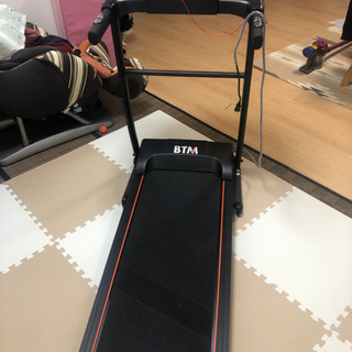 BTM ルームランナー 定価29800円 ほぼ新品