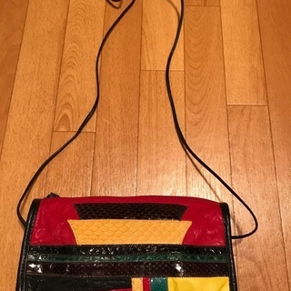 値下げ　カルロス　ファルチのBAG