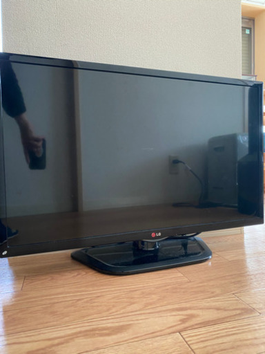 32型　テレビ　LG製