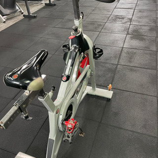SPIN BIKE 