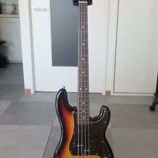 Fender Japan プレシジョンベース、ヘラクススタンド付...