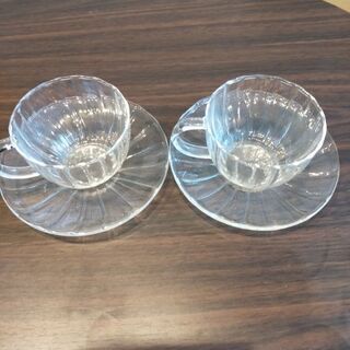 【取引中】耐熱ガラスカップ＆ソーサー2個&鍋敷き
