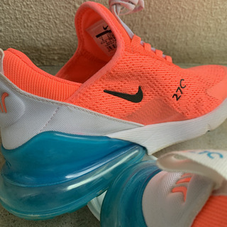 エアマックス270 中古　22.5