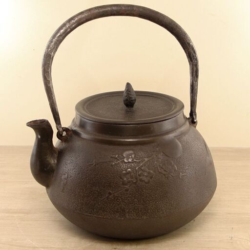南部福盛堂 松竹梅鉄瓶 茶器 骨董 縁起物 MADE IN JAPAN 伝統工芸(R2093kwxY)