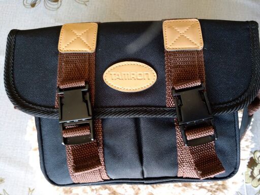 フィルムカメラ MINOLTAα303siとTamronズームレンズ2本 完動品