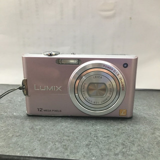 Panasonic  LUMIX デジカメ　2GB SDカード付き！