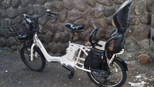 Panasonic 電動自転車 白 Gyutto asahi 売ります。