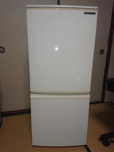 シャープ　ノンフロン冷凍冷蔵庫　SJ-14R-W 137L