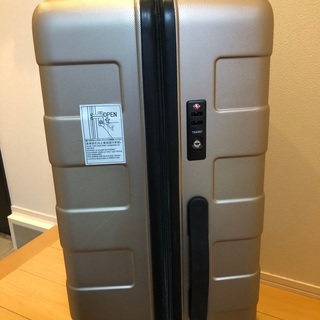 スーツケース(無印良品) 102L 高さ77cm