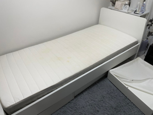 IKEAシングルベッド(ベッド下収納付き)