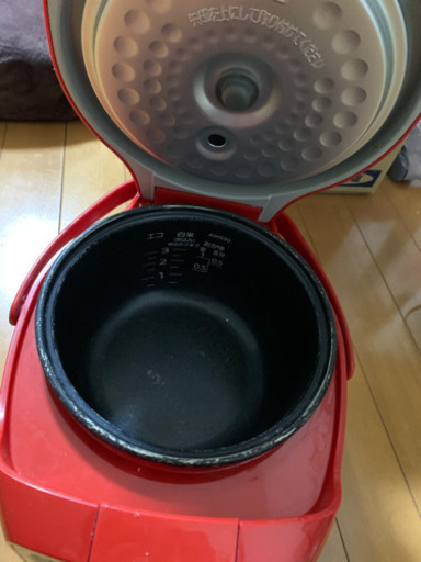 炊飯器 3合炊 (2000円)