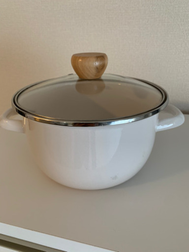 白色の可愛い鍋 Y 井野の調理器具 鍋 グリル の中古あげます 譲ります ジモティーで不用品の処分 白色の可愛い鍋 Y 井野の調理器具 鍋 グリル の中古あげます 譲ります ジモティーで不用品の処分