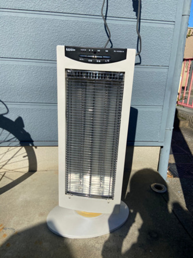 格安❗️電気ストーブ　2013年製
