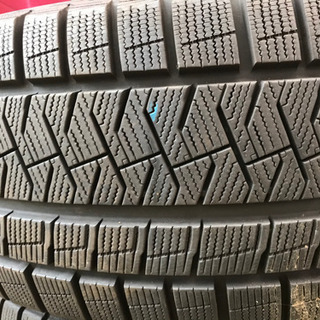 スタットレスタイヤ4本セット　235/55/r 17