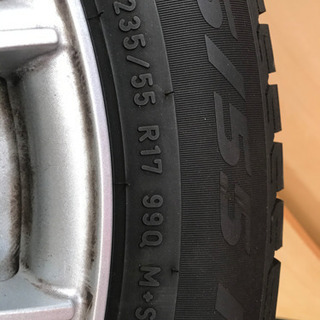 スタットレスタイヤ4本セット　235/55/r 17