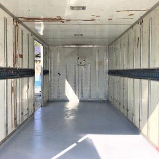 【横扉付き】【鍵穴あり】【3t車でも配送可】保冷コンテナ 長さ約440cm×幅185cm×高さ190cmくらい 匝瑳市発 配送可  No.30204 横扉付き】【床はアルミ縞板】【3t車でも配送可】保冷コンテナ 長さ約