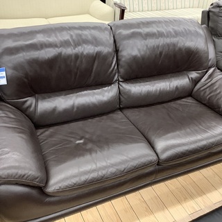 【中古・美品・送料込】IDC大塚家具 二人掛けソファ 合成皮革 高密度ウレタン 大塚家具(IDC) 2人掛けソファ【トレファク野田】