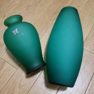 花瓶(グリーン2種)