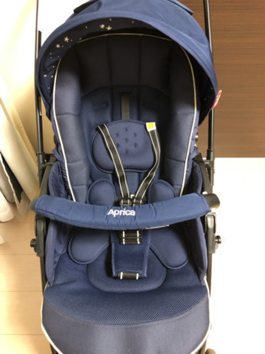 アップリカ　ラクーナ　コンフォート □ラクーナ コンフォート【アップリカ Aprica】 発売日2017年4月