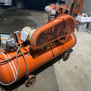 力強いコンプレッサー