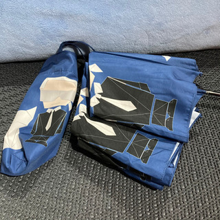 カールラガーフェルド❤️折りたたみ傘