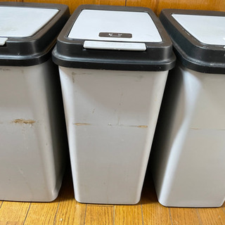 【ネット決済】ゴミ分別用　ゴミ箱　無料で差し上げます。今週木曜日まで