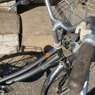 【ネット決済】自転車　ママチャリ　カゴ付き　26インチ　3段ギア付き