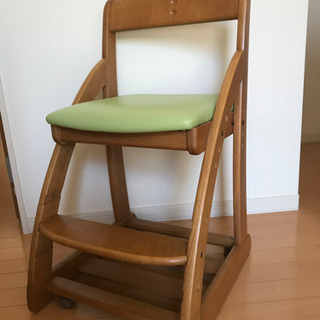 【ネット決済】カリモク　学習椅子