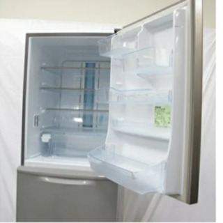 東芝冷凍冷蔵庫５ドア　４２４L