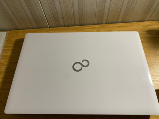 富士通 15.6型ノートパソコン FMV LIFEBOOK AH77/D1