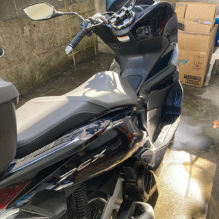 新車購入40万/低走行】pcx125 jf81 走行距離3700キロ前後