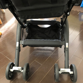 ポキット　ベルメゾン　ディズニーデザイン　折りたたみコンパクトB型ベビーカー