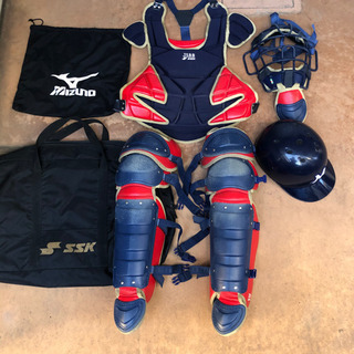 SSK キャッチャー防具セット 赤青 楽天市場】【年末年始も毎日出荷】 野球 キャッチャー防具 3点セット