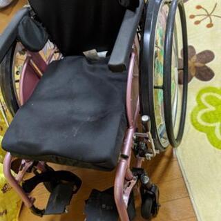 車椅子　ピンク　ステッチ