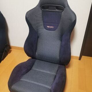 ランエボ純正シート