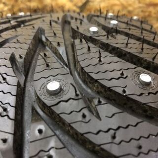 新品 YOKOHAMA ice GUARD iG35 STUD 225/45R19 スタッドレス スパイク 