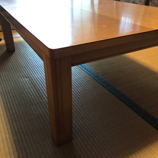 YUASAの木製ローテーブル、コタツ機能付き