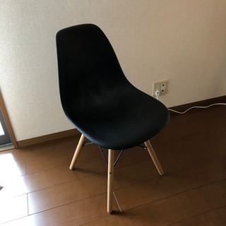 椅子　黒　ブラック