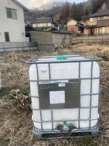 貯水タンク 1立米