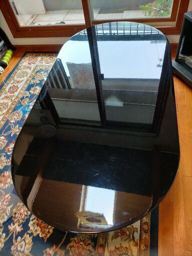 断捨離します！！！　超レア、大型の黒檀のテーブルです　ガラスカバー付き
