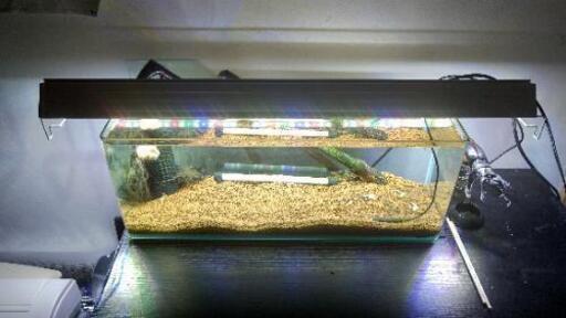 90cm水槽用LEDライト アクロ TRIANGLE LED GROW