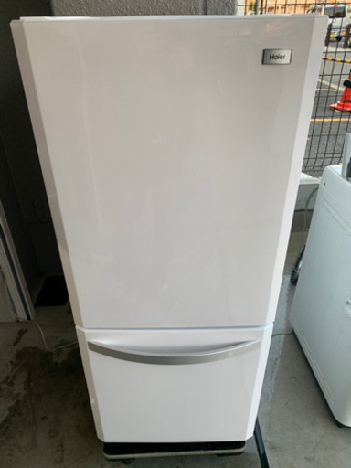 2015年製　Haier 冷蔵庫  JR-NF140K(W)