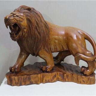 木彫りライオン 全長 約53.5cm
