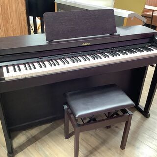安心の6か月保証付き!!2013年製ローランドの電子ピアノ!!【...