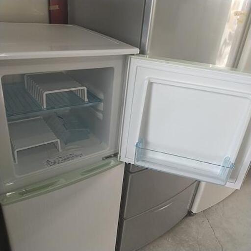 Elabiax 冷蔵庫 138L 9800円