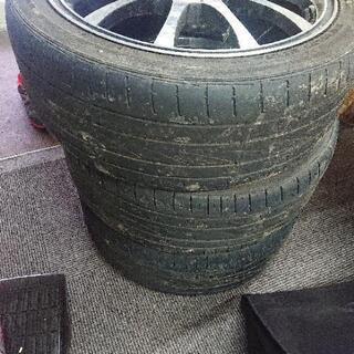 夏タイヤ、ホイール245/40R19  98W5穴