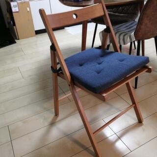 IKEA 折り畳み椅子　残り1脚